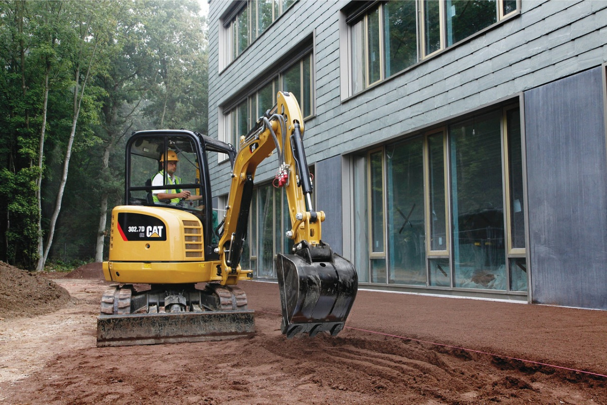 Bagger vor Haus