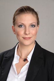 Clara Venjakob auf www.business-netz.com