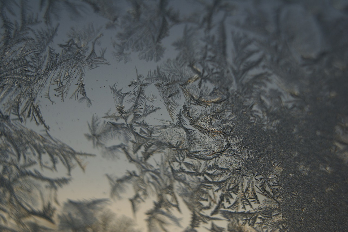 Eiskristalle am Fenster