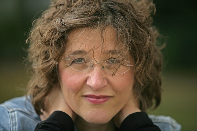 Irene Wahle, BiographinIW