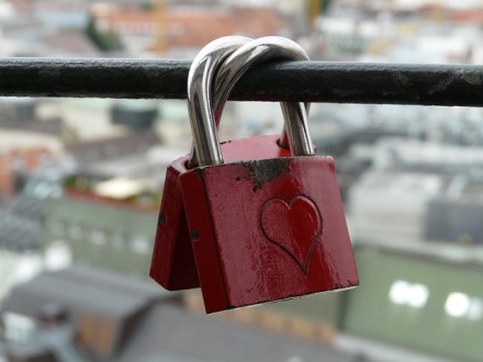  Was Sie bei einer Romanze am Arbeitsplatz beachten sollten